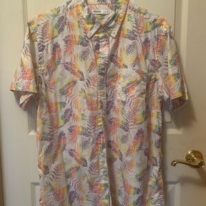 Men’s summer button up shirt